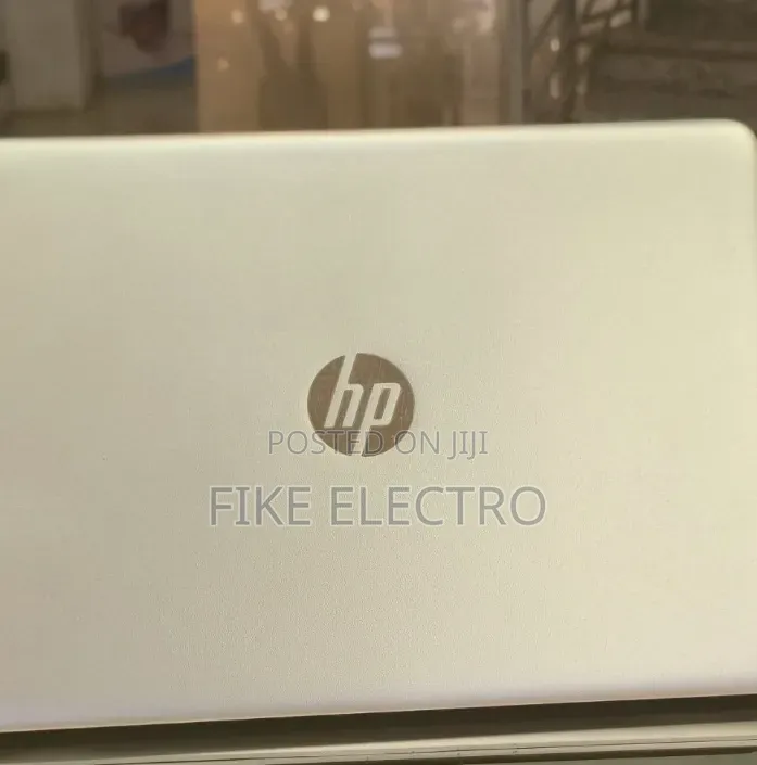 New Laptop HP EliteBook 840 G3 8GB Intel Core i5 SSD 256GB