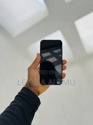 Apple iPhone XR 64 GB Black