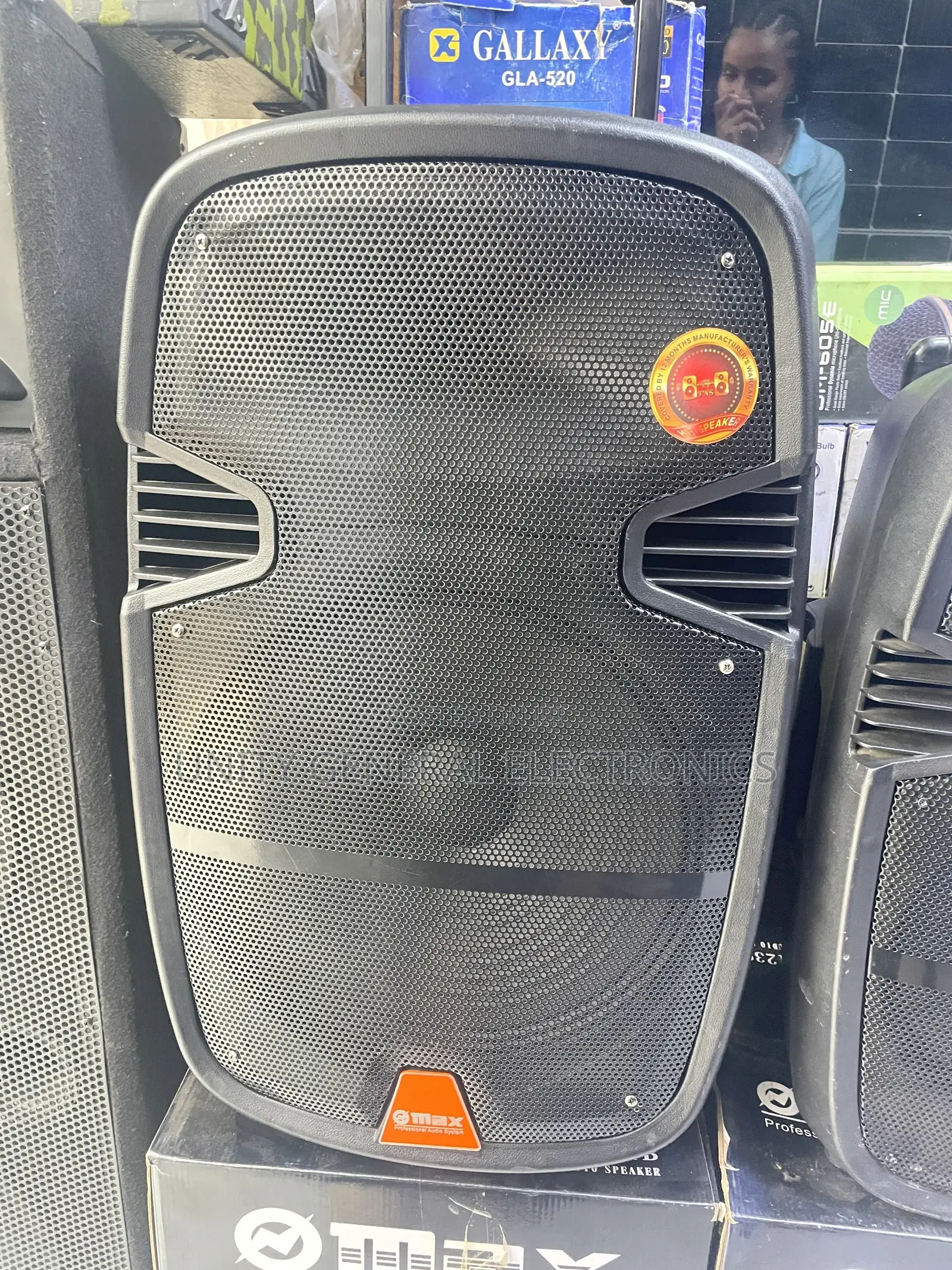 Max Speaker