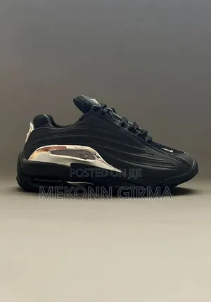 ብራንድ ጫማዎች መሸጫ