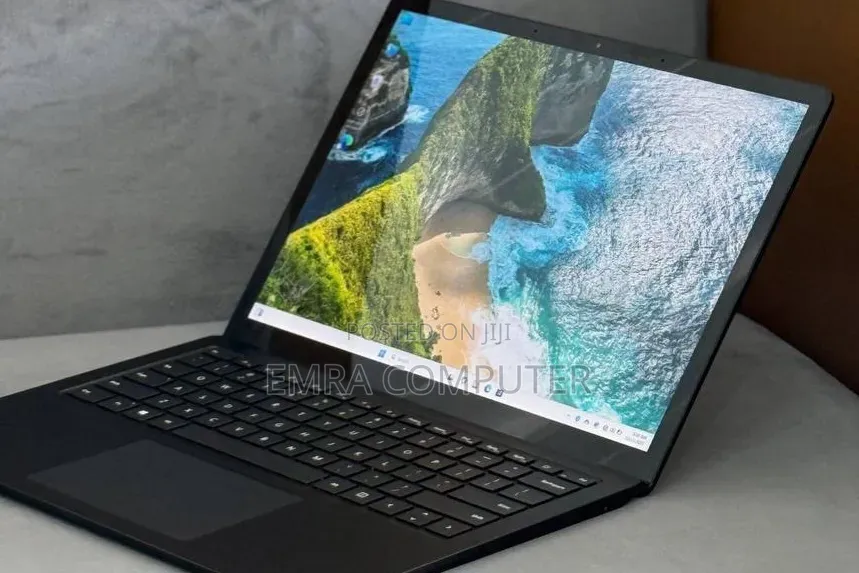 New Laptop Microsoft Surface Laptop 4 16GB Intel Core i7 SSD 512GB