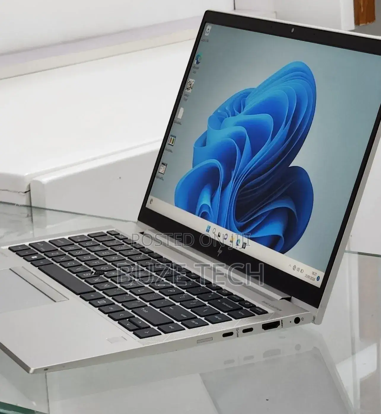 New Laptop HP EliteBook 845 G8 16GB AMD Ryzen 5 SSD 512GB