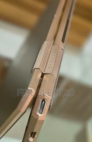 New Laptop HP Spectre X360 13 16GB Intel Core i7 SSD 1T