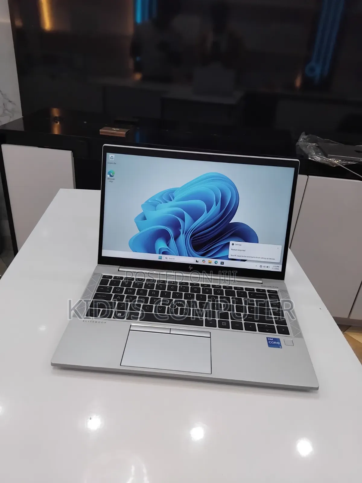 New Laptop HP EliteBook 840 G8 16GB Intel Core i5 SSD 512GB