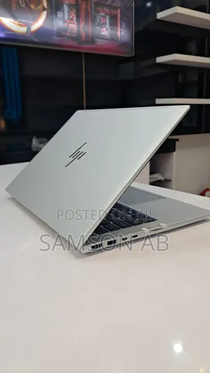 New Laptop HP EliteBook 840 G9 16GB Intel Core i5 SSD 512GB