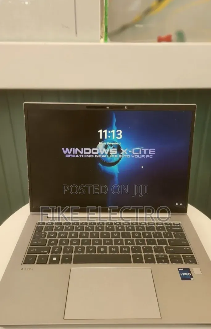 New Laptop HP ZBook Firefly 14 G10 16GB Intel Core i7 SSD 512GB