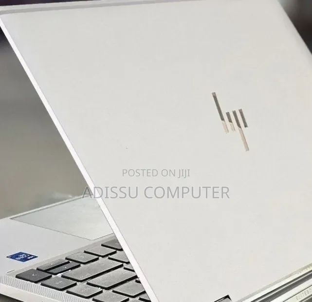 New Laptop HP EliteBook 1040 G8 16GB Intel Core i7 SSD 512GB