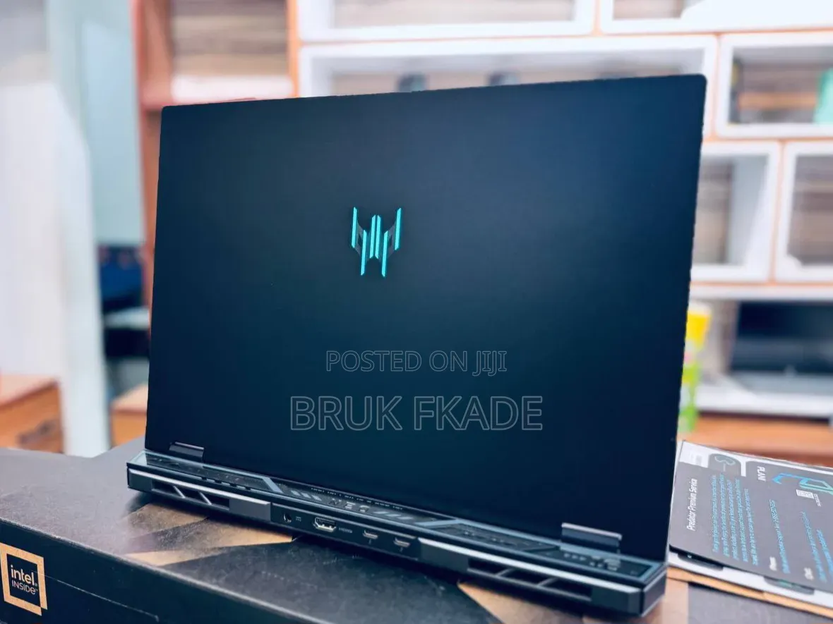 New Laptop Acer Predator Helios Neo 16 16GB Intel Core i9 SSD 1T