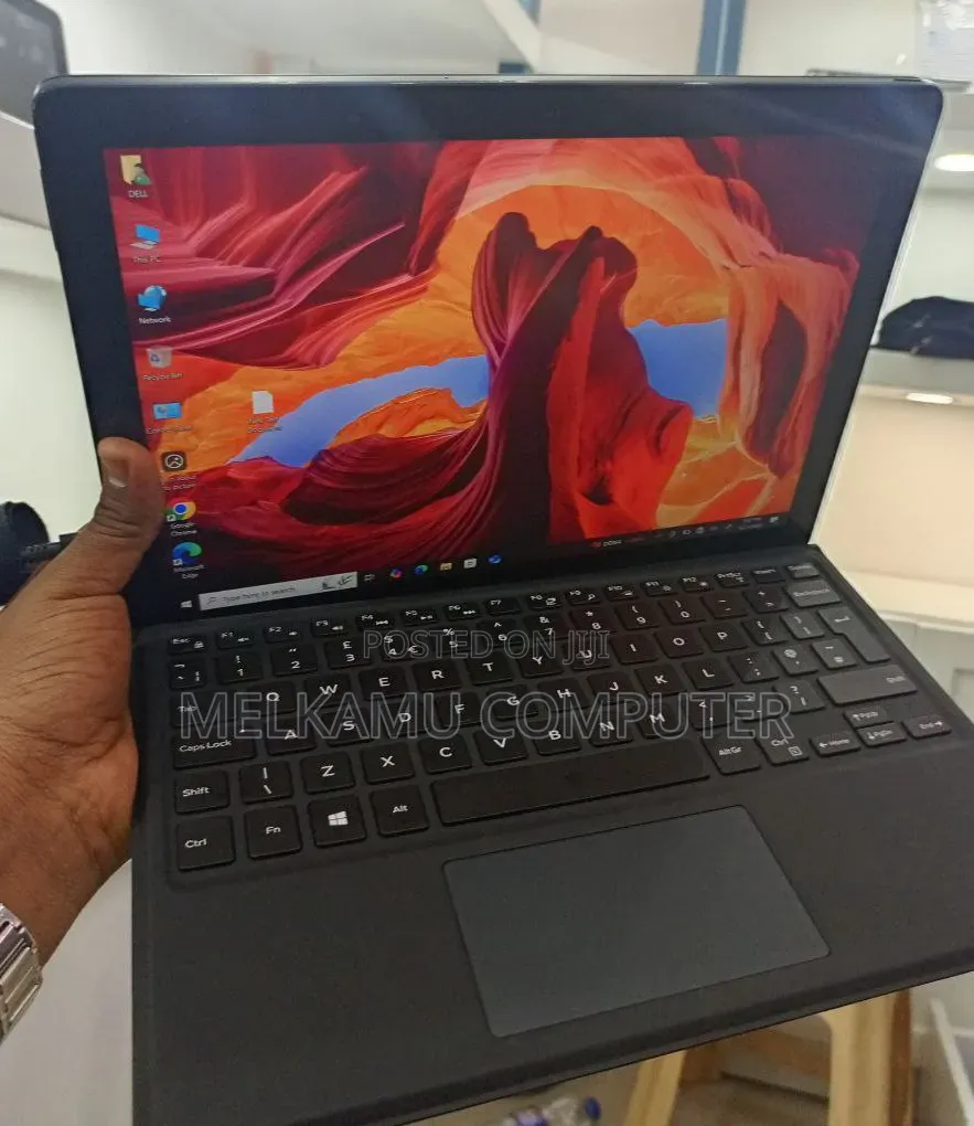 New Laptop Dell Latitude 5290 2-in-1 8GB Intel Core i5 SSD 256GB