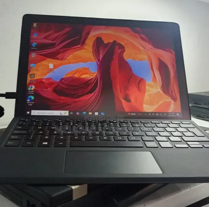 New Laptop Dell Latitude 5290 2-in-1 8GB Intel Core i5 SSD 256GB