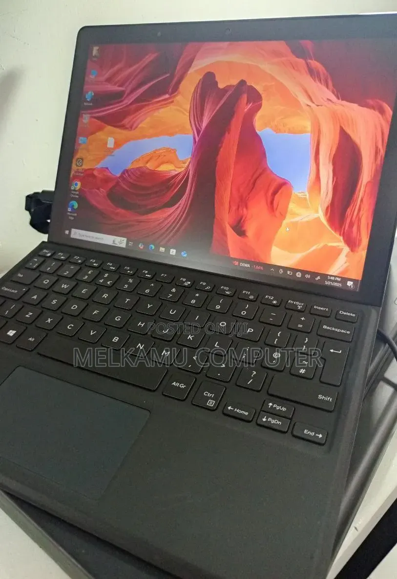 New Laptop Dell Latitude 5290 2-in-1 8GB Intel Core i5 SSD 256GB