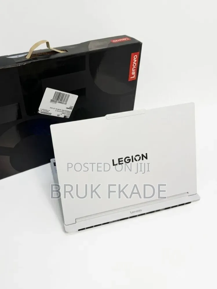 New Laptop Lenovo Lrgion 7i 32GB Intel Core Ultra 9 SSD 1T