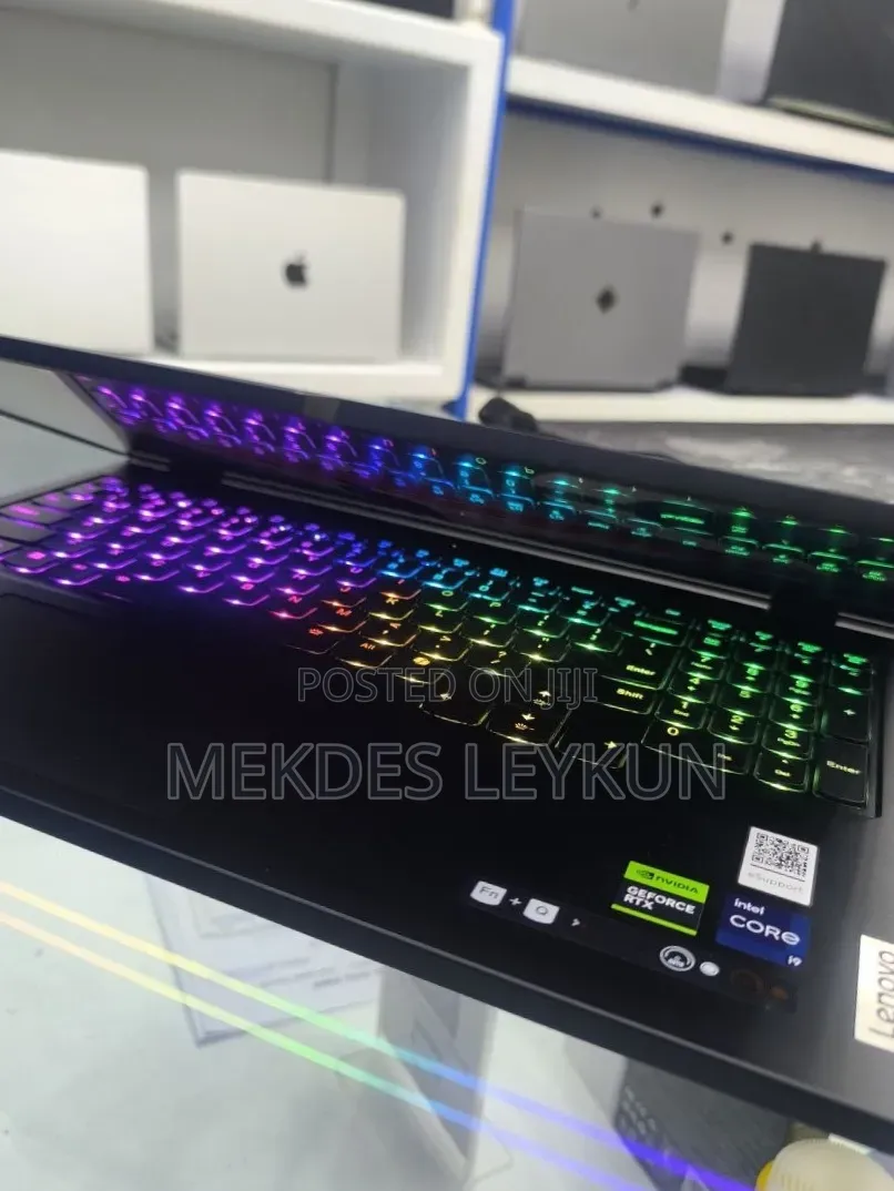 New Laptop Lenovo Legion 7 32GB Intel Core i9 SSD 1T