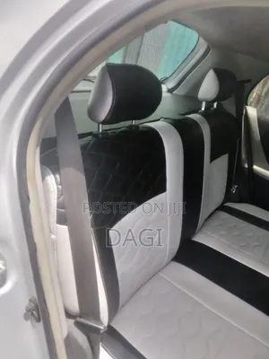 Toyota Yaris 2009 Silver