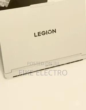 New Laptop Lenovo Legion Pro 7 32GB Intel Core Ultra 9 SSD 1T