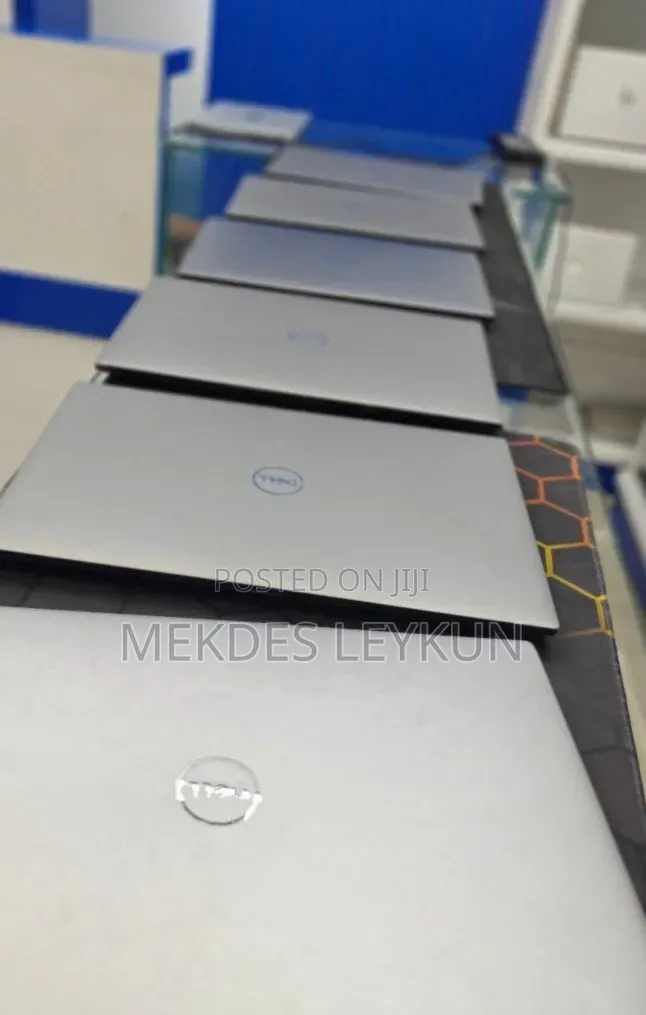 New Laptop Dell Precision 5540 16GB Intel Core i7 SSD 512GB