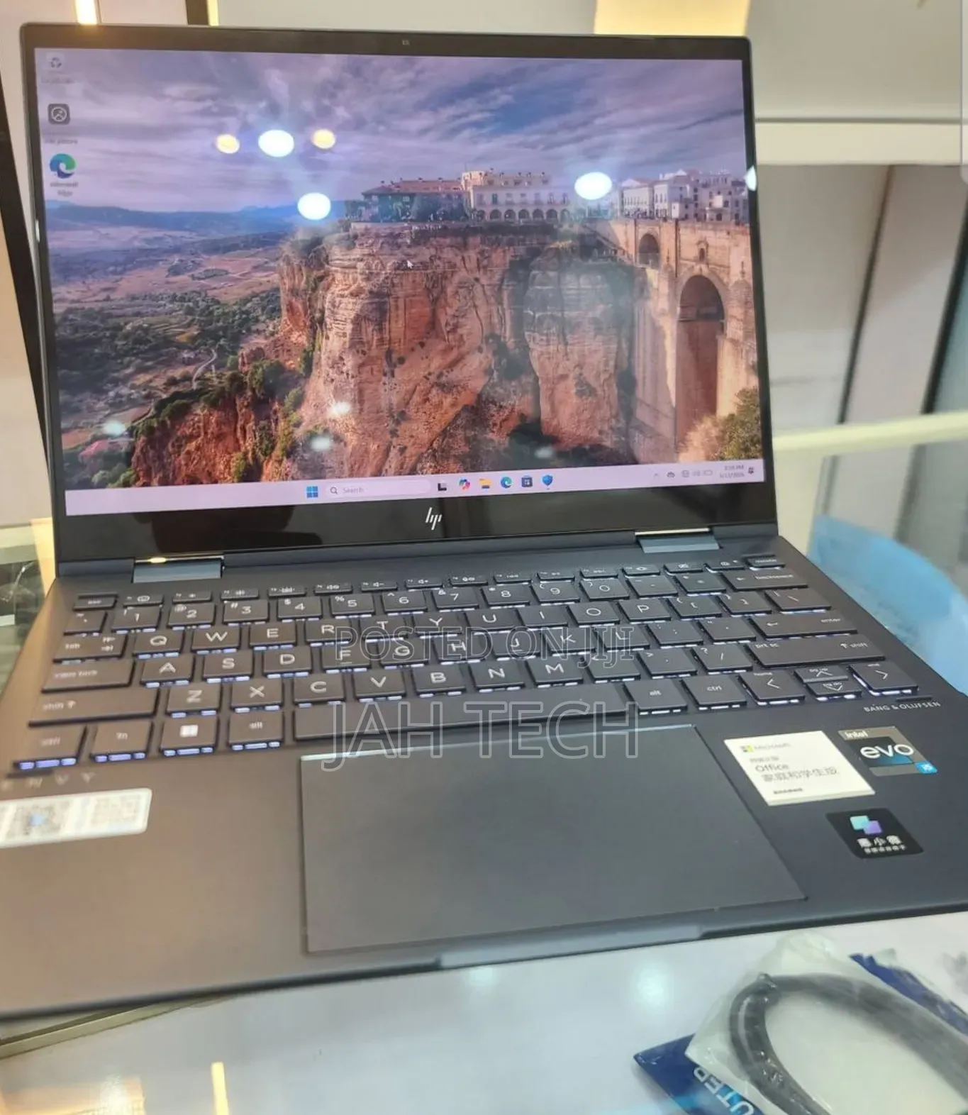 New Laptop HP Envy x360 16GB Intel Core i5 SSD 512GB