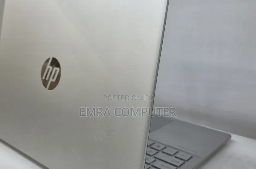 New Laptop HP 16GB Intel Core i5 SSD 512GB