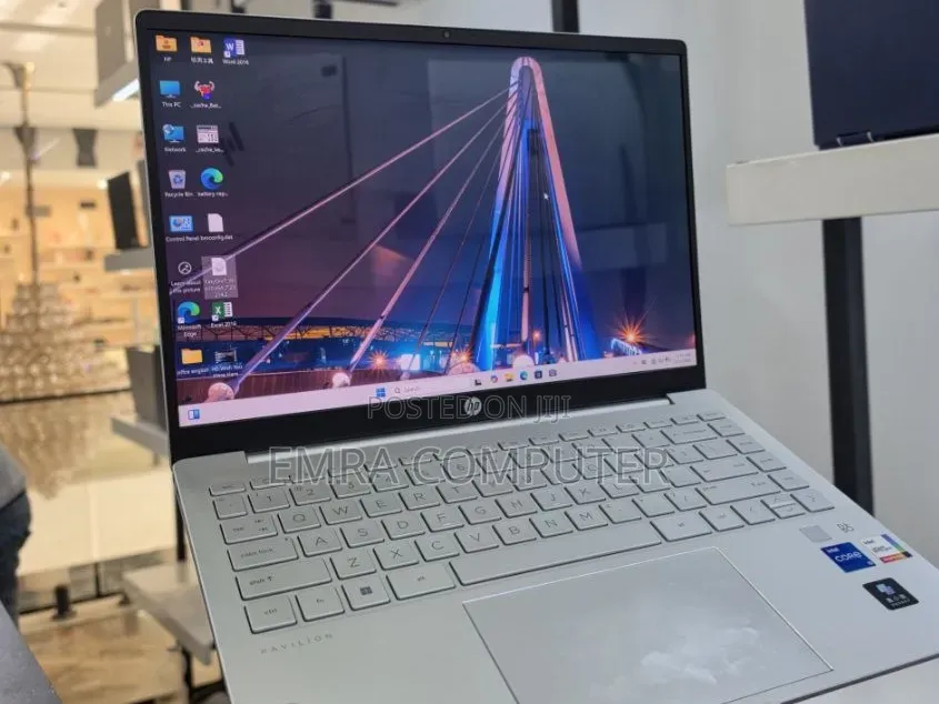 New Laptop HP 16GB Intel Core i5 SSD 512GB