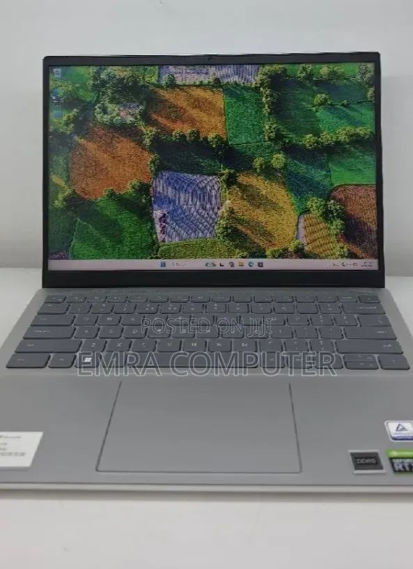 New Laptop Dell 16GB Intel Core i5 SSD 512GB