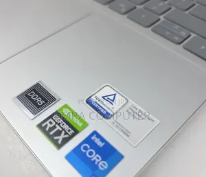 New Laptop Dell 16GB Intel Core i5 SSD 512GB