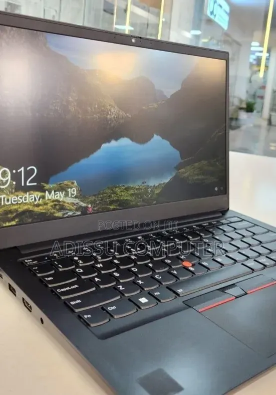 New Laptop Lenovo ThinkPad E14 Gen 4 16GB Intel Core i7 SSD 512GB