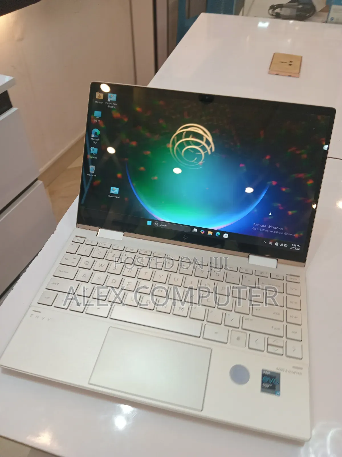 New Laptop HP Envy x360 8GB Intel Core i7 SSD 512GB