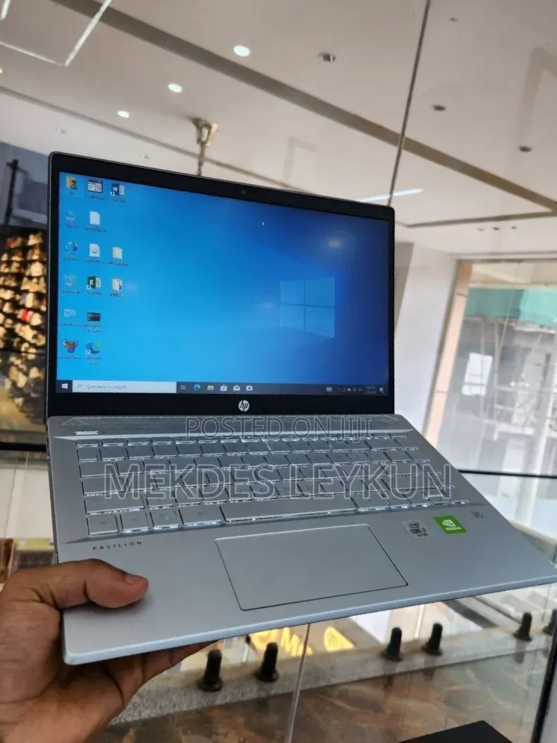 New Laptop HP Pavilion 15 16GB Intel Core i7 SSD 512GB