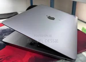 New Laptop Apple MacBook Pro 2020 M1 16GB Apple M1 Pro SSD 512GB