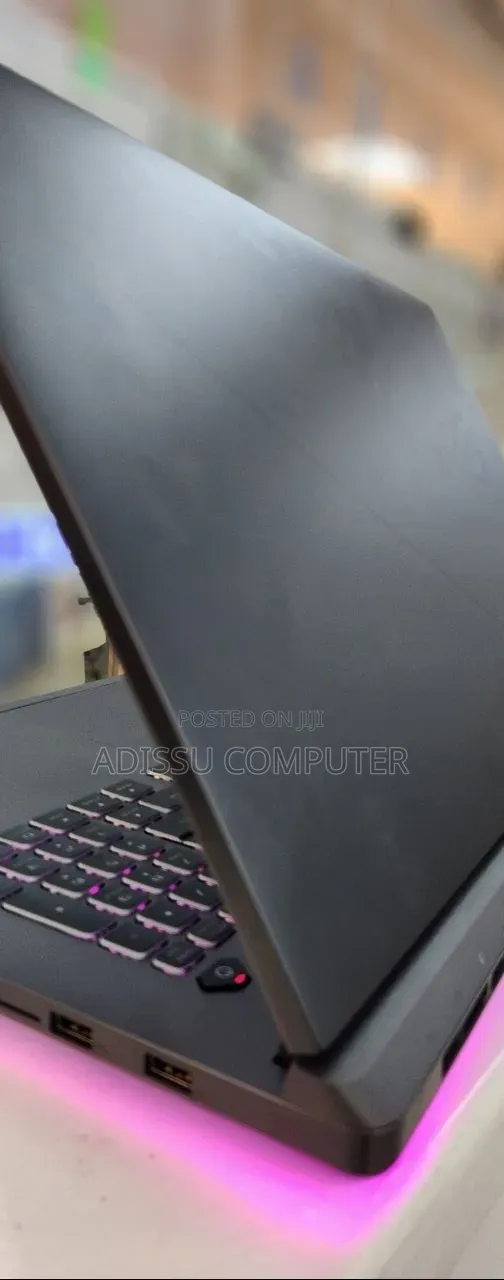 New Laptop Asus ROG Strix G18 32GB Intel Core i9 SSD 2T