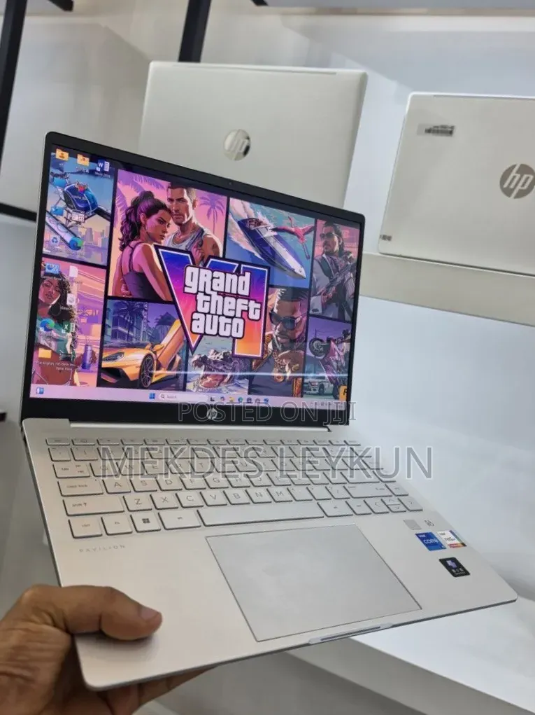 New Laptop HP Pavilion 15 16GB Intel Core i5 SSD 512GB