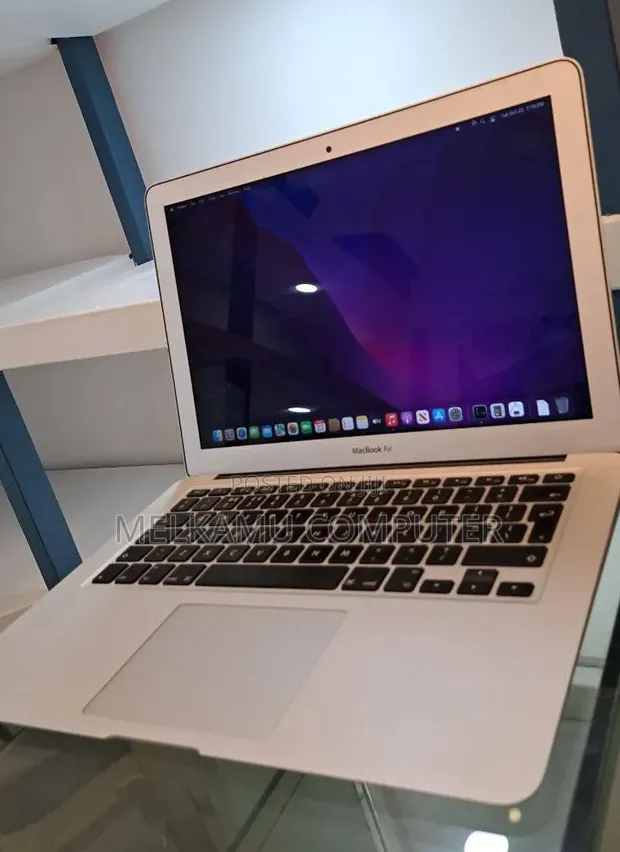 MacBook Air 0 Core Apple 8GB Intel SSD 128GB Laptop - | I5 Macbook