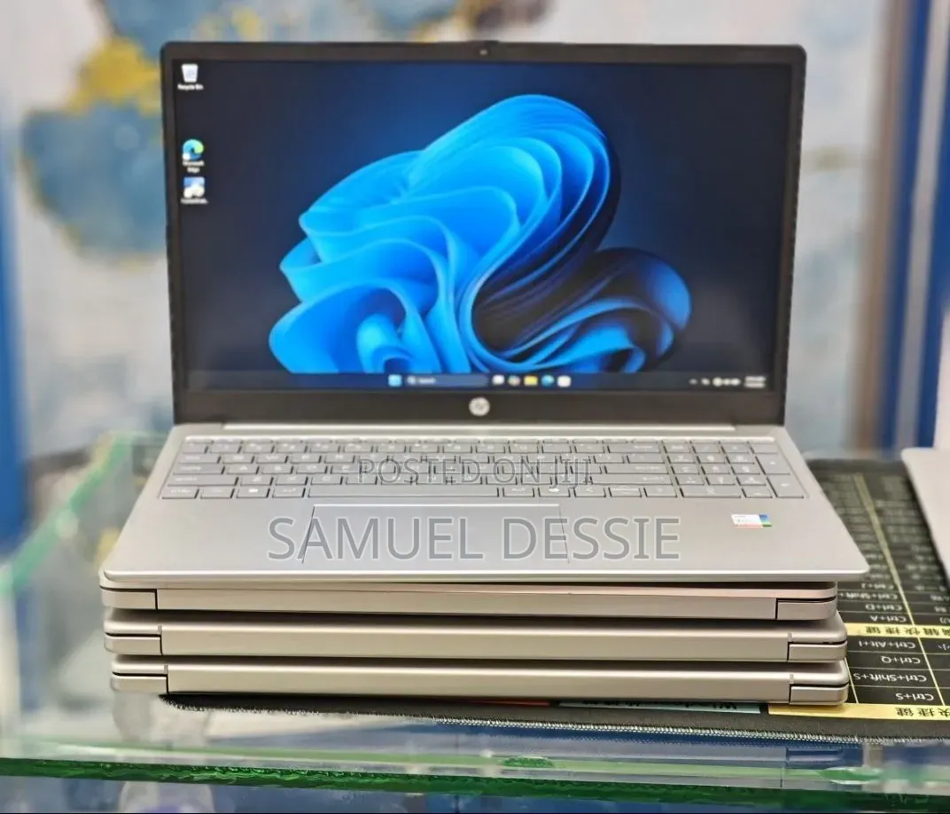 New Laptop HP Stream Notebook 16GB Intel Core i7 SSD 512GB