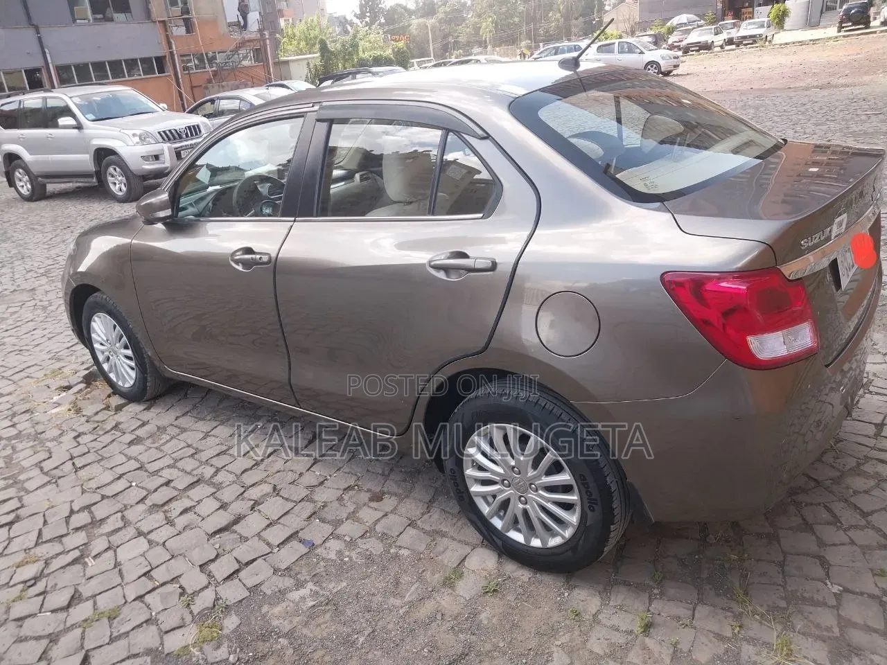 Suzuki Dzire 2022 Gray