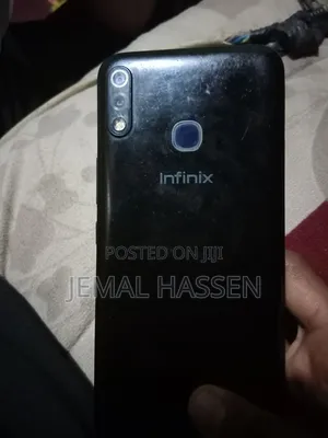 Infinix Hot 8 Lite 32 GB Black