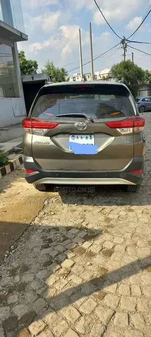 Toyota Rush 2020 Gray