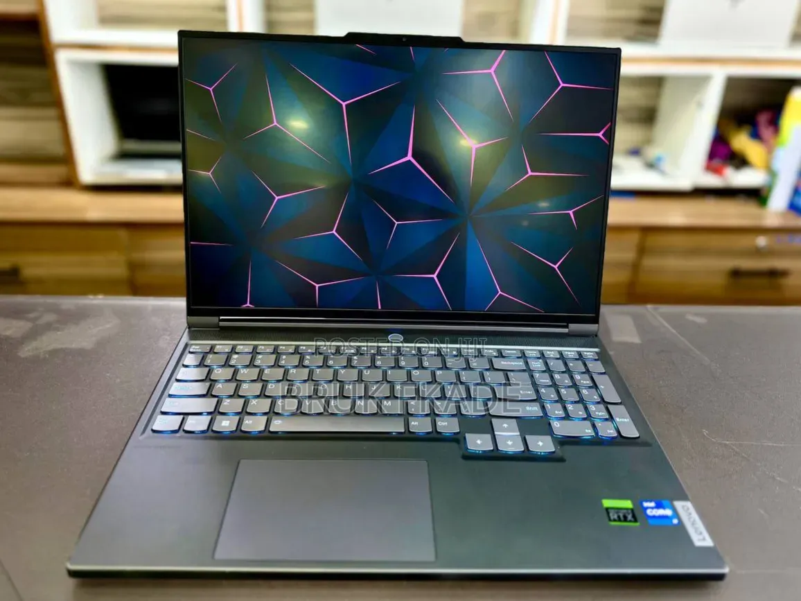 New Laptop Lenovo Legion 5 16GB Intel Core i7 SSD 512GB