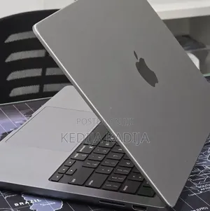 New Laptop Apple MacBook Pro 2023 M3 8GB Apple M3 Pro SSD 512GB