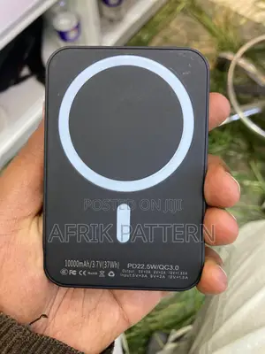 Magnetic Power Bank
