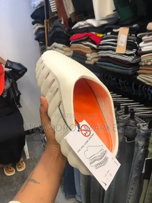 ኦርጅናል Nike Mind 001 Shoes