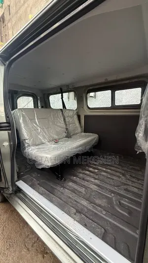 New Geely Galaxy L7 2025 Gray