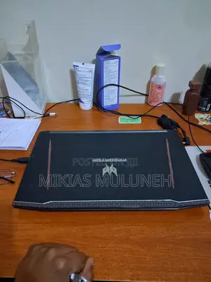 Laptop Acer Predator Helios 300 16GB Intel Core i7 HDD+SSD 1T