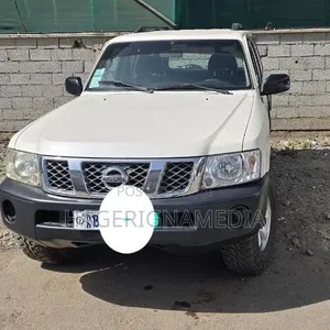 Nissan Patrol 2006 White