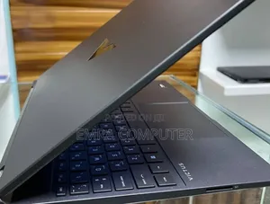 New Laptop HP 16GB Intel Core i5 SSD 512GB