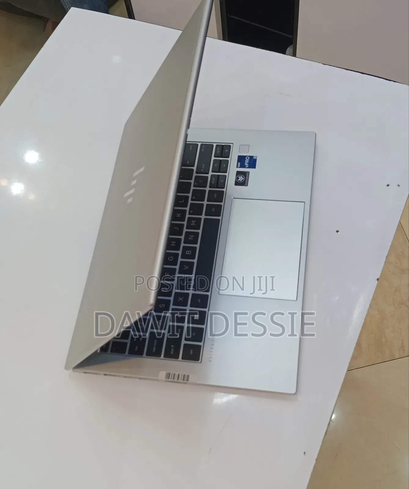 New Laptop HP EliteBook 840 G9 16GB Intel Core i5 SSD 512GB