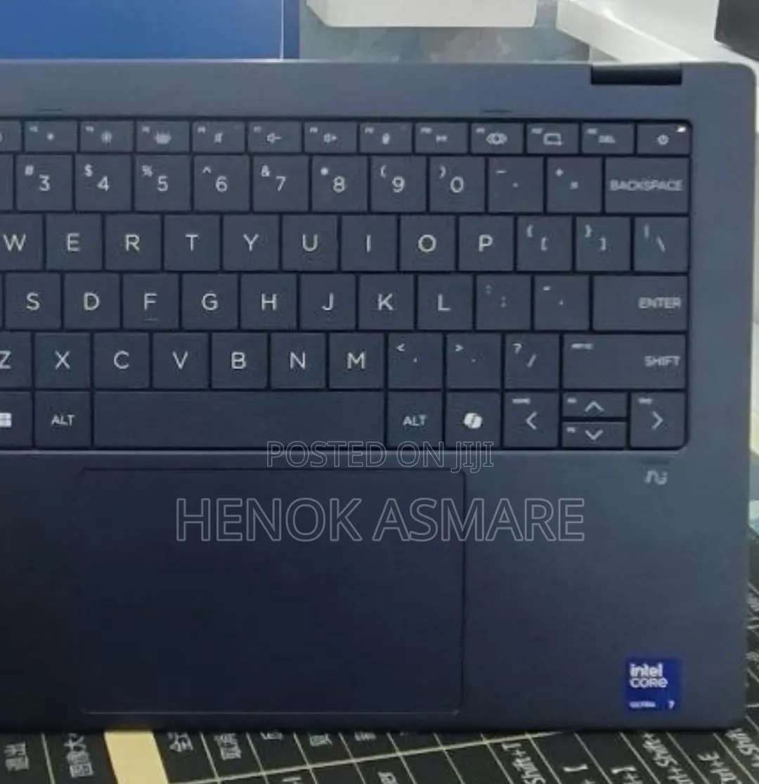 New Laptop HP OmniBook 7 14" 16GB Intel Core Ultra 7 SSD 1T