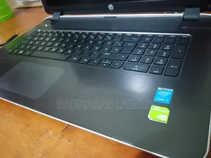 Laptop HP Pavilion 17 8GB Intel Core i7 HDD 1T