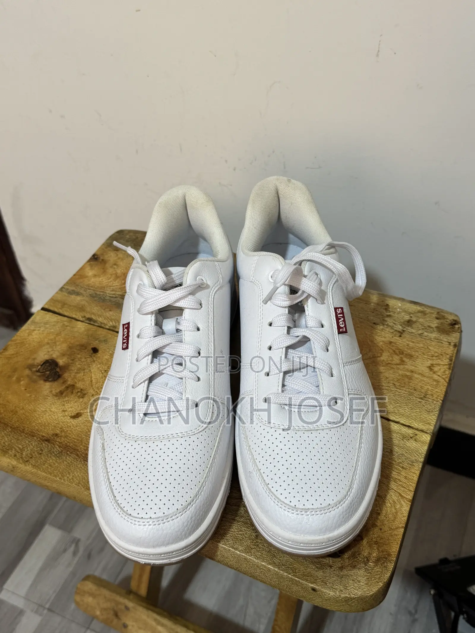 Levis Shoes