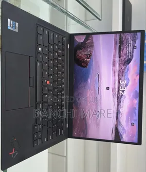New Laptop Lenovo ThinkPad X1 Carbon Gen11 16GB Intel Core i7 SSD 512GB