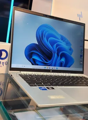 New Laptop HP EliteBook 840 G9 16GB Intel Core i5 SSD 512GB
